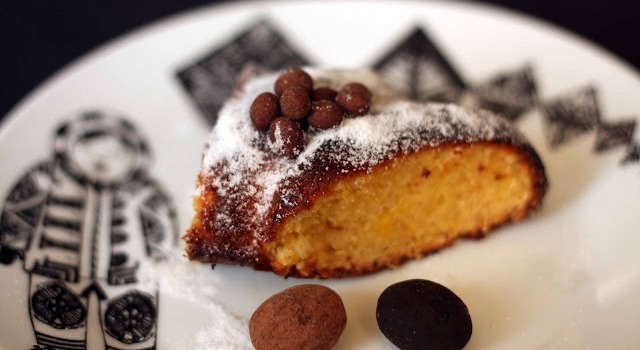 Pastel de almendra y mandarina
